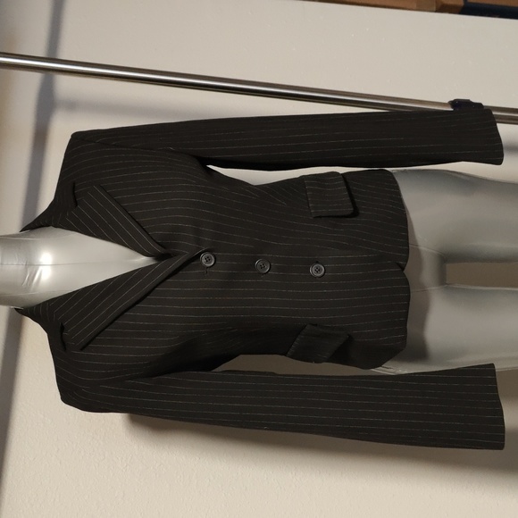 Sisley pinstripe blazer 3 button with shoulder pass - Picture 1 of 5